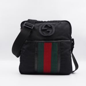CF28 💟 Gucci Interlocking Web Messenger Bag Canvas Medium